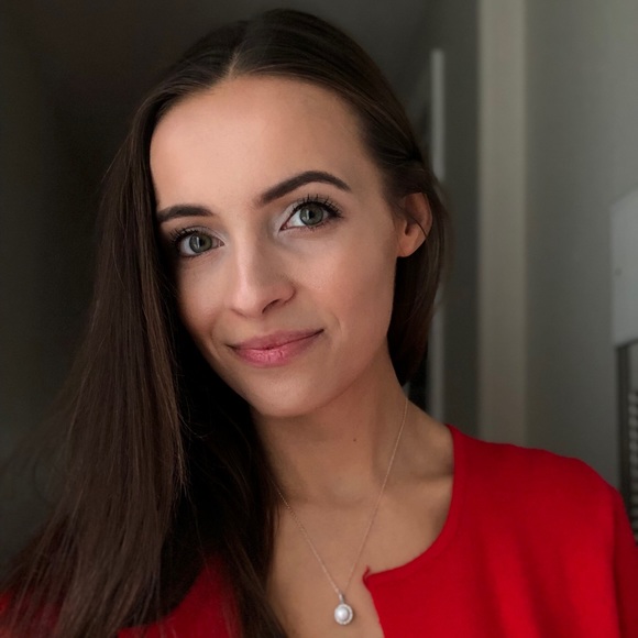 Meet your Posher, Inna - Picture 1 of 2